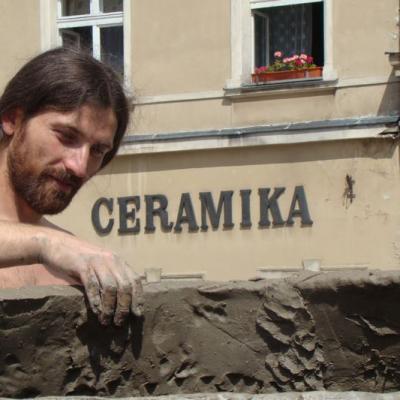 Boleslawiec B 18